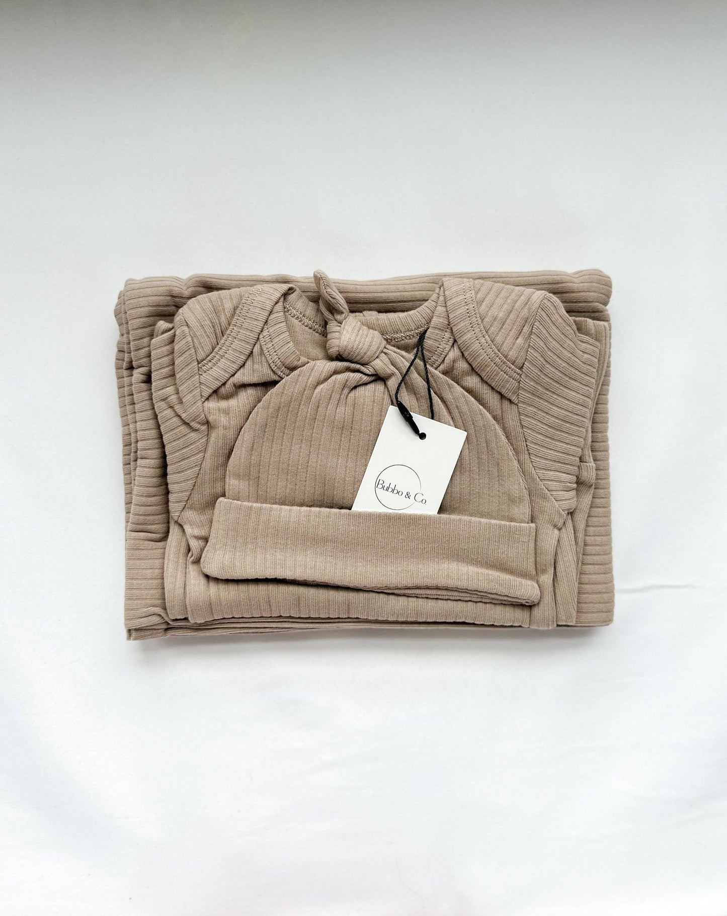 Geboortepakje beige